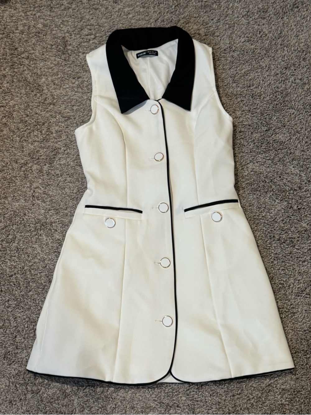 Madeline Cream Sleeveless Shift Dress with Black Collar